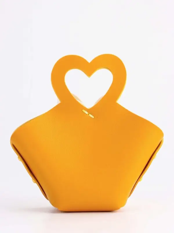 Кожанная подарочная сумочка 10,5 х 5 х 6 см желтая Кожанная подарочная сумочка 10,5 х 5 х 6 см желтая