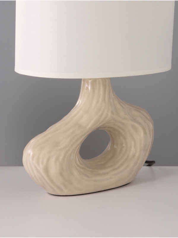 Настольная лампа Настольная лампа "Эсмеральда" 1х15Вт Е14 молочный 25х15х33см