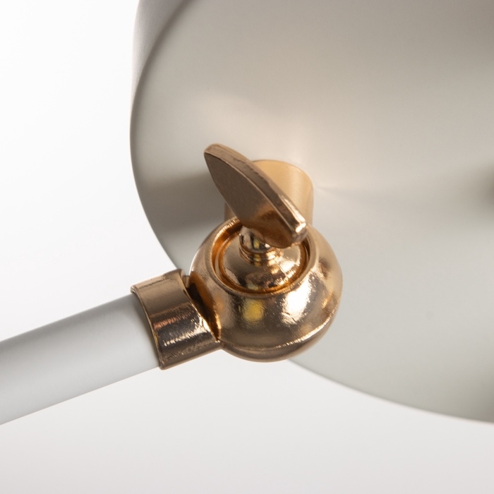 Люстра Люстра "Селена" 3хЕ27 40Вт бело-золотой 54х54х25 см