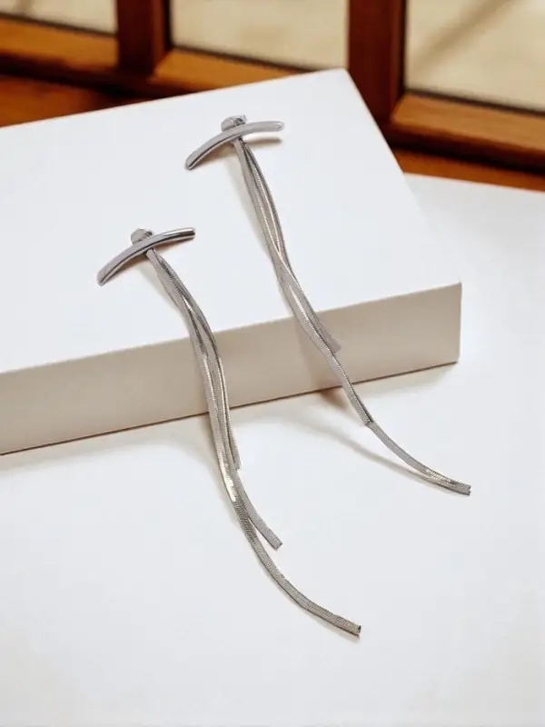 Серьги висячие &laquo;Дуга&raquo;, водопад, цвет серебро, 11 см