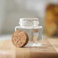 Баночка стеклянная для специй с пробковой крышкой Доляна «Парфе. Квадрат», 70 мл, 4,5×5,4 см Баночка стеклянная для специй с пробковой крышкой Доляна «Парфе. Квадрат», 70 мл, 4,5×5,4 см