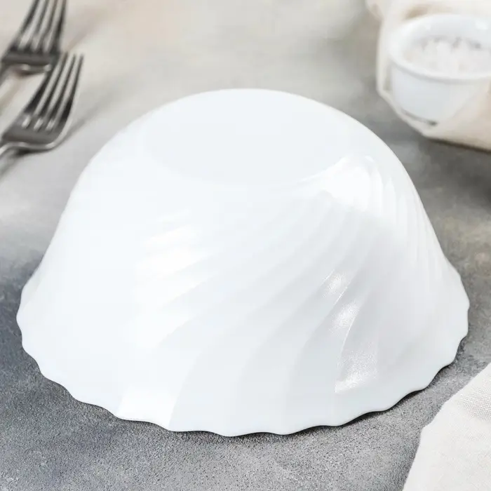 Салатник Luminarc Trianon, 1 л, d=18 см, стеклокерамика, белый