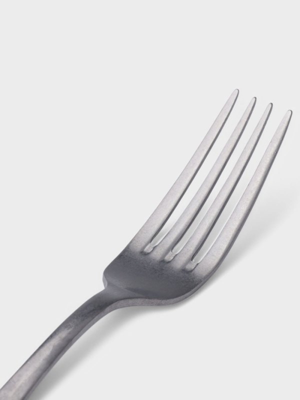 Вилка столовая Hanna Knövell Rosen, 20.7 см, толщина 3 мм, нержавеющая сталь, серебристая Вилка столовая Hanna Knövell Rosen, 20.7 см, толщина 3 мм, нержавеющая сталь, серебристая