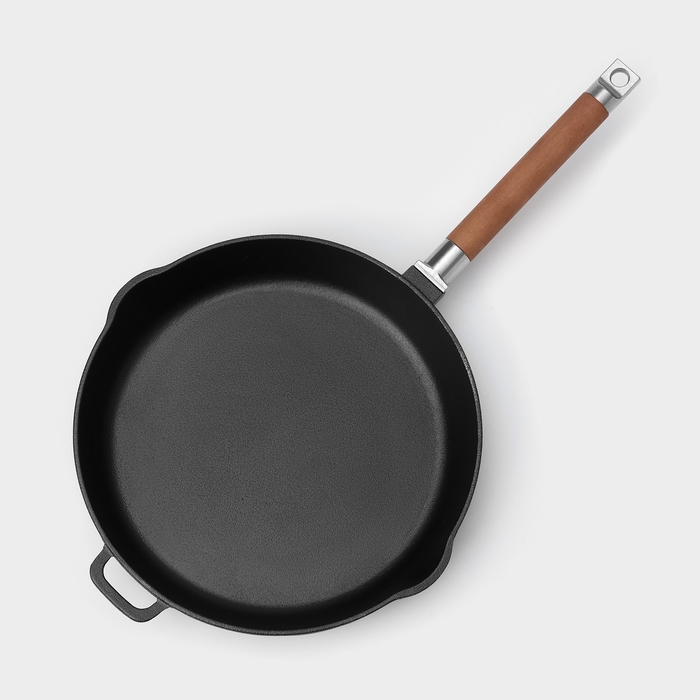 Сковорода чугунная высокая Wild Kitchen, d=28 см, лопатка и губка в комплекте Сковорода чугунная высокая Wild Kitchen, d=28 см, лопатка и губка в комплекте