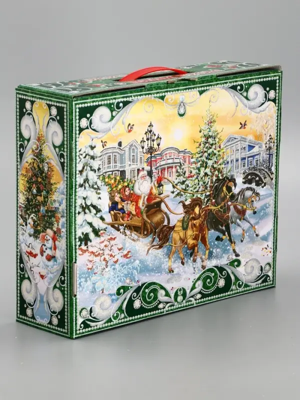 Подарочная новогодняя коробка Подарочная новогодняя коробка "Чудо-тройка" в красном 29×9×25 см