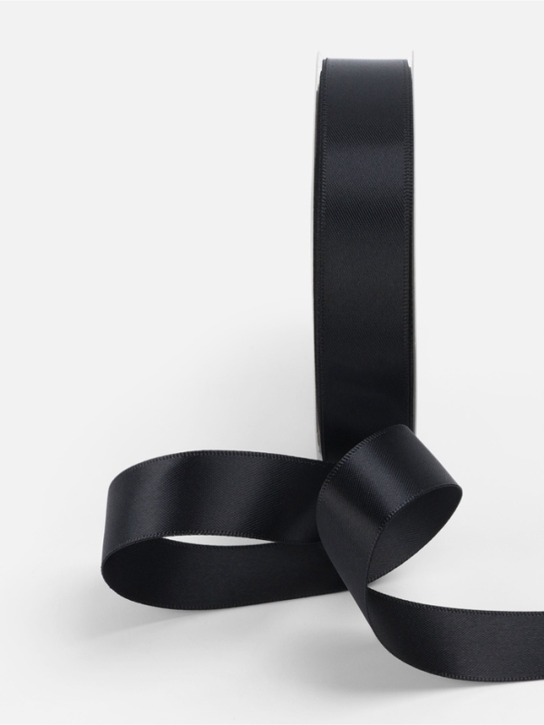 Лента атласная двухсторонняя №0030 20мм*25±1м чёрный TR Лента атласная двухсторонняя №0030 20мм*25±1м чёрный TR