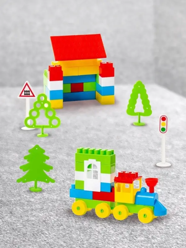 Конструктор &laquo;Строитель&raquo;, 129 деталей