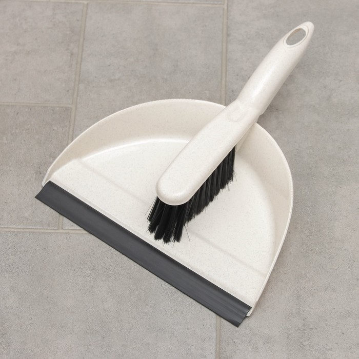 Щётка-смётка с совком с кромкой Malta, цвет бежевый Щётка-смётка с совком с кромкой Malta, цвет бежевый