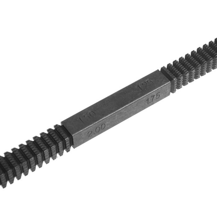 Восстановитель резьбы ТУНДРА, М0.75 - 1.0 - 1.25 - 1.5 - 1.75 - 2.0 - 2.5 - 3.0, 220 мм Восстановитель резьбы ТУНДРА, М0.75 - 1.0 - 1.25 - 1.5 - 1.75 - 2.0 - 2.5 - 3.0, 220 мм