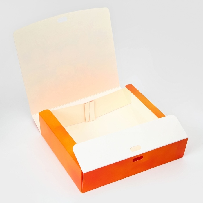 Новый год. Коробка подарочная новогодняя складная, упаковка, «Апельсины», 20 × 18 × 5 см. Новый год. Коробка подарочная новогодняя складная, упаковка, «Апельсины», 20 × 18 × 5 см.