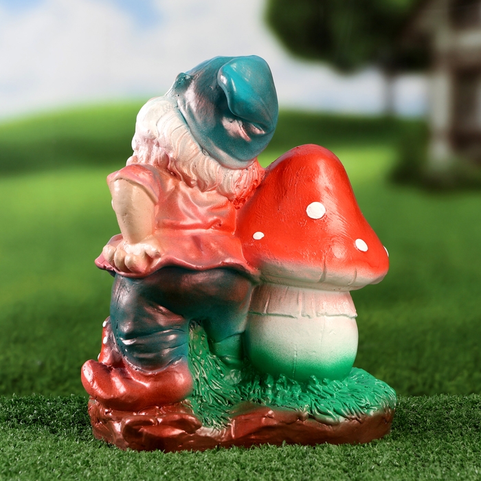 Садовая фигура  Садовая фигура "Добрый гном с грибом" 26см