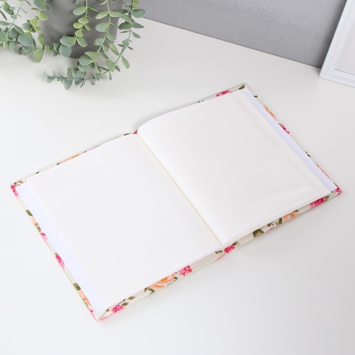 Фотоальбом на 80 фото 10х15 см Фотоальбом на 80 фото 10х15 см "Чайные и розовые розы" текстиль 5,2х19х23 см