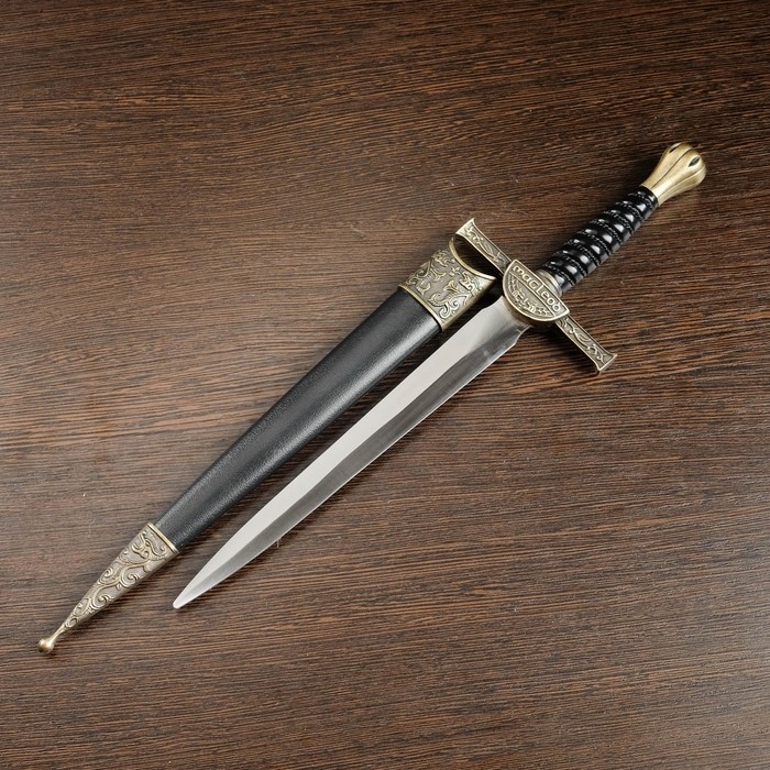Кортик, витая рукоятка, на ножнах голова дракона, 35 см Кортик, витая рукоятка, на ножнах голова дракона, 35 см