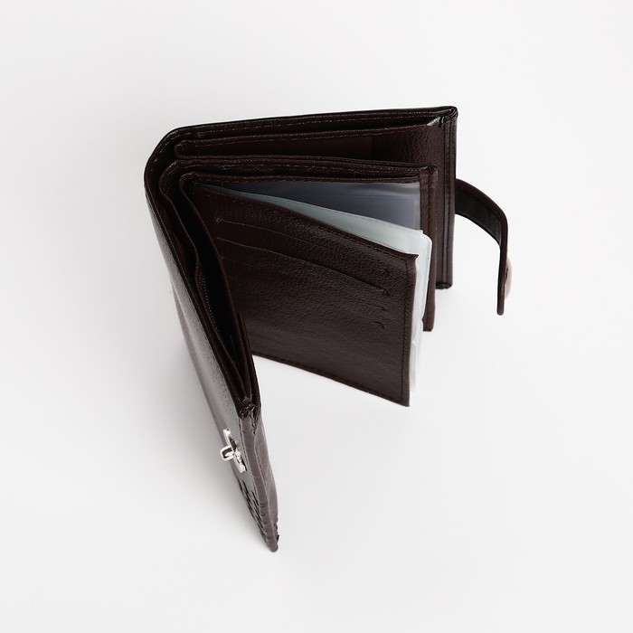 Портмоне мужское на магните, 3 в 1, для купюр, автодокументов и паспорта, цвет коричневый Портмоне мужское на магните, 3 в 1, для купюр, автодокументов и паспорта, цвет коричневый