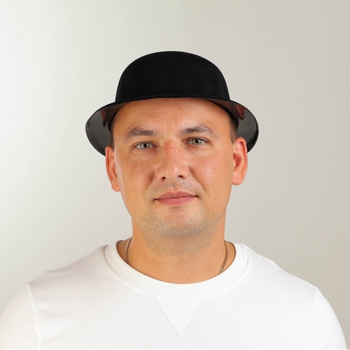 Карнавальная шляпа из пластика, р-р. 56-58, цвет чёрный Карнавальная шляпа из пластика, р-р. 56-58, цвет чёрный