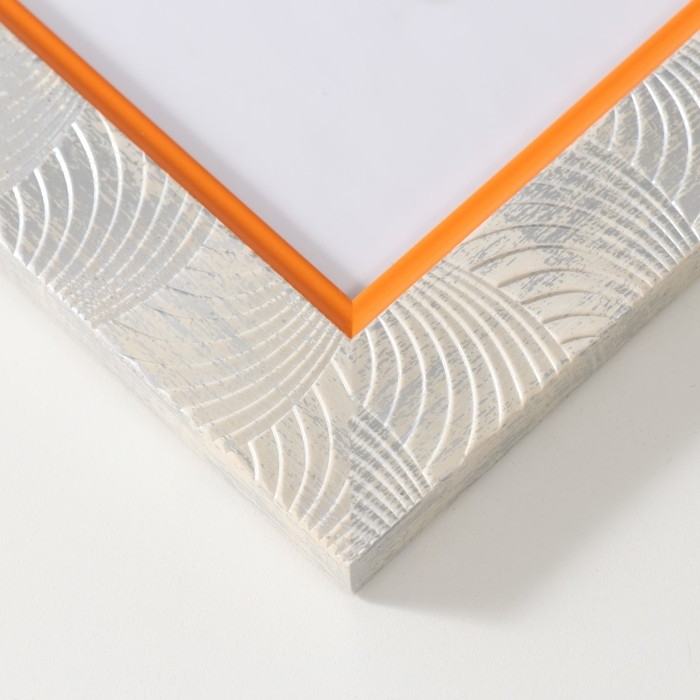 Фоторамка пластик 20х25 см Фоторамка пластик 20х25 см "Дуги" белая 30х25,5 см