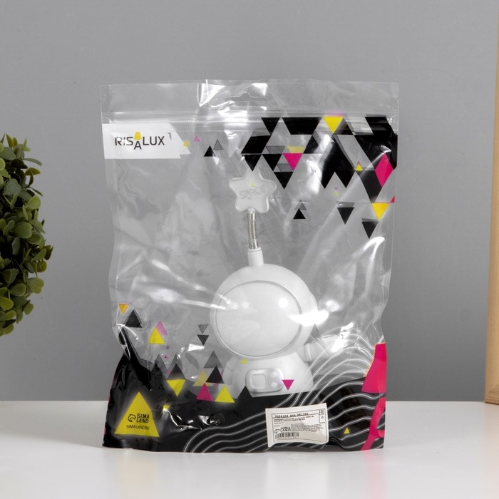 Настольная лампа  Настольная лампа "Астронавт со звездой" МИКС LED 3Вт USB АКБ 9х7х19 см RISALUX