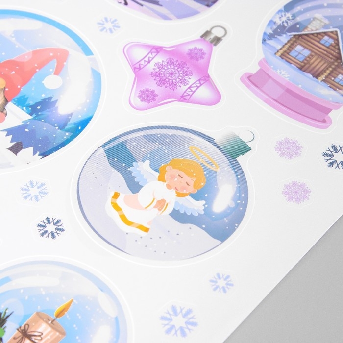 Наклейка интерьерная цветная Наклейка интерьерная цветная "Снежные шары" 30х40 см