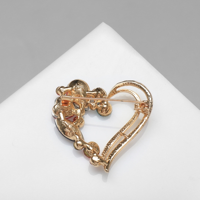 Брошь «Сердце» в камнях, цветная в золоте Брошь «Сердце» в камнях, цветная в золоте
