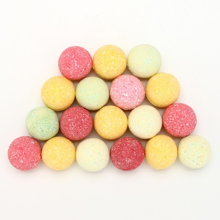 Подарочный набор косметики новогодний «Волшебного праздника», бомбочки для ванны, 18 х 20 г, Новый Год Подарочный набор косметики новогодний «Волшебного праздника», бомбочки для ванны, 18 х 20 г, Новый Год