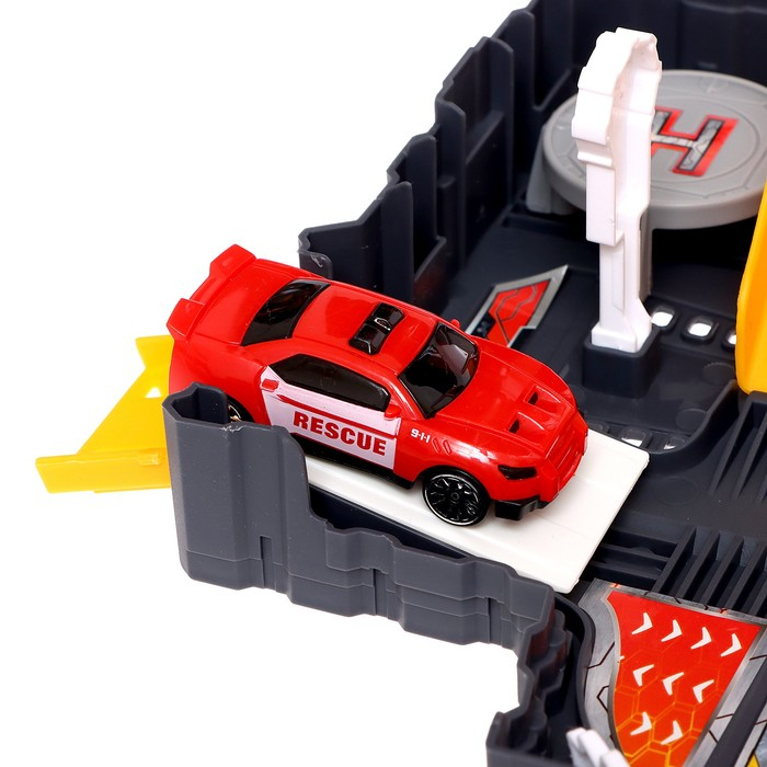 Парковка «Пожарная часть», в чемодане Парковка «Пожарная часть», в чемодане