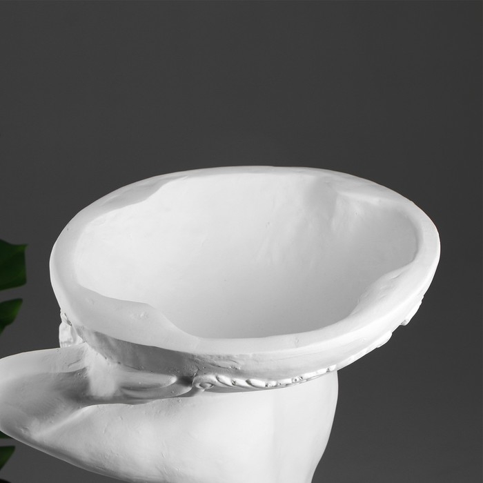 Фигура с кашпо  Фигура с кашпо "Титан" белый, 4л / 40х70х42см