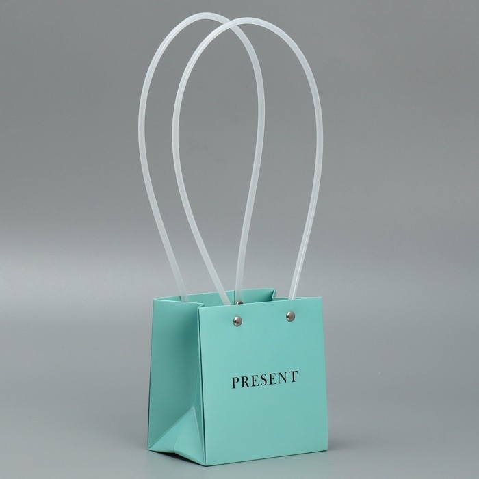 Пакет для цветов Gift, 11.5 х 12 х 8 см Пакет для цветов Gift, 11.5 х 12 х 8 см