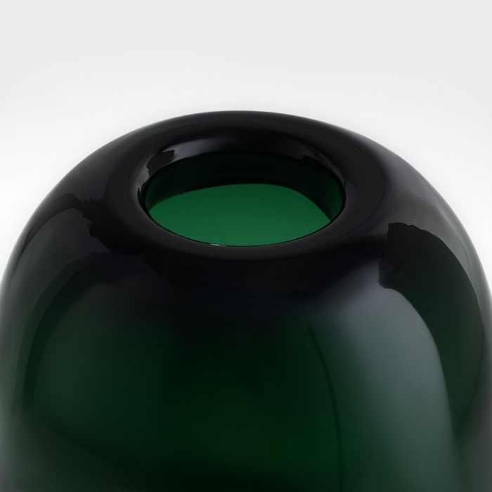 Ваза для цветов «Джозефина» из прозрачного зеленого стекла 17 х 13 х 13 см Ваза для цветов «Джозефина» из прозрачного зеленого стекла 17 х 13 х 13 см