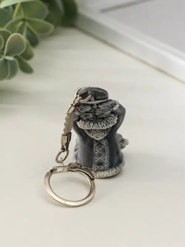 Брелок Брелок "Девочка со щенком и бубном маленькая" 4,8 см