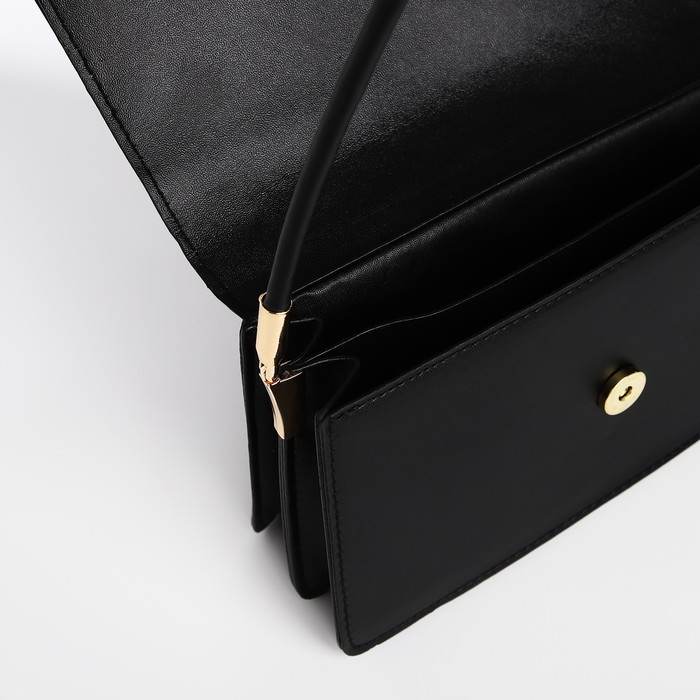 Сумка женская багет на клапане, цвет чёрный Сумка женская багет на клапане, цвет чёрный