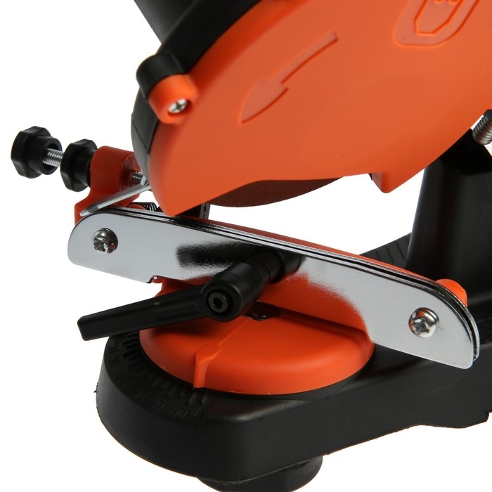 Станок для заточки цепи ТУНДРА, 220 В, 85 Вт, 4800 об/мин, 108х22х3.2/4.8 мм Станок для заточки цепи ТУНДРА, 220 В, 85 Вт, 4800 об/мин, 108х22х3.2/4.8 мм