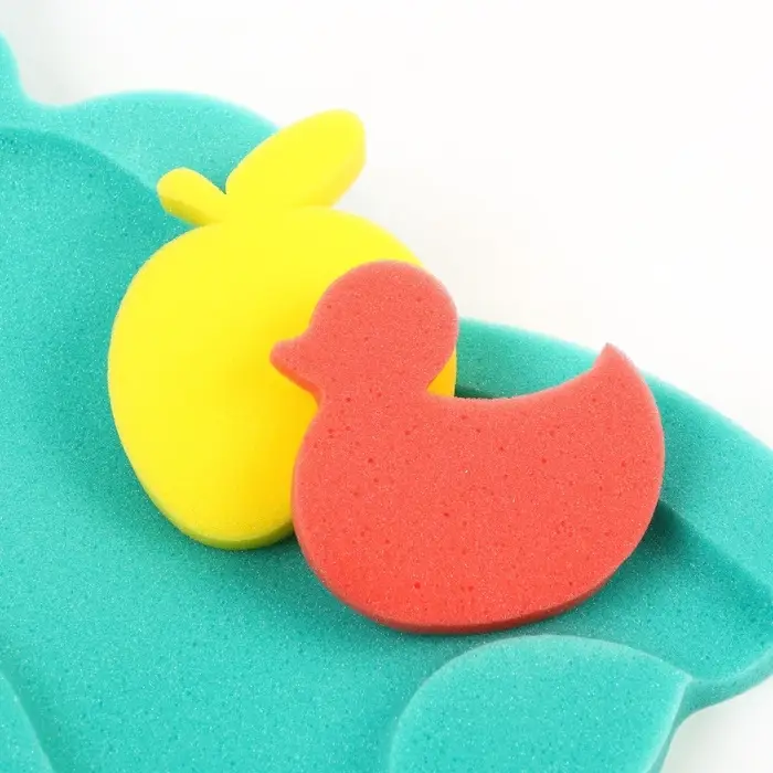 Подкладка для купания макси &laquo;Мишка&raquo;, зелёная, 55&times;30&times;6 см