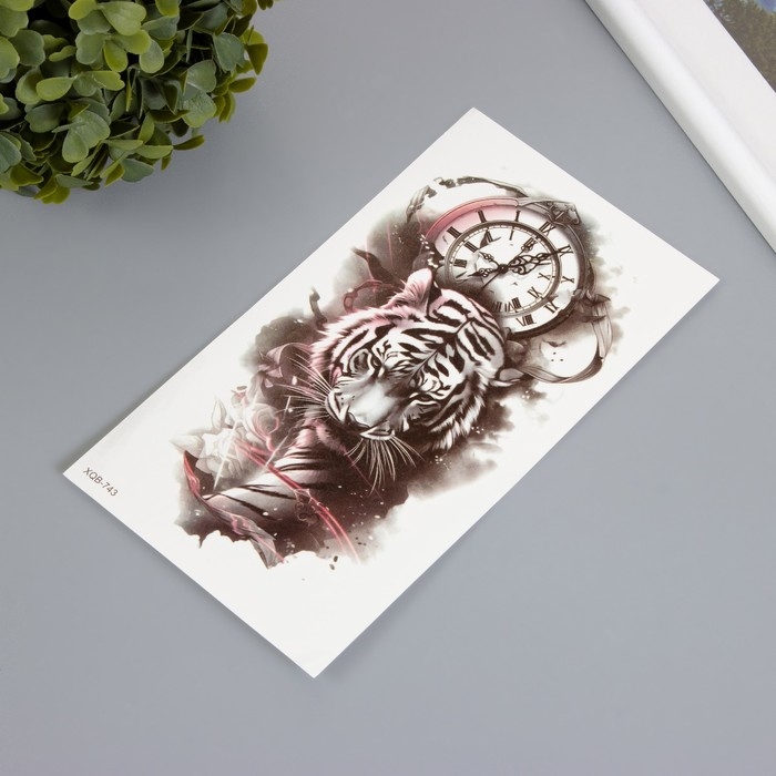 Татуировка на тело цветная Татуировка на тело цветная "Тигр на фоне часов" 11,4х21 см
