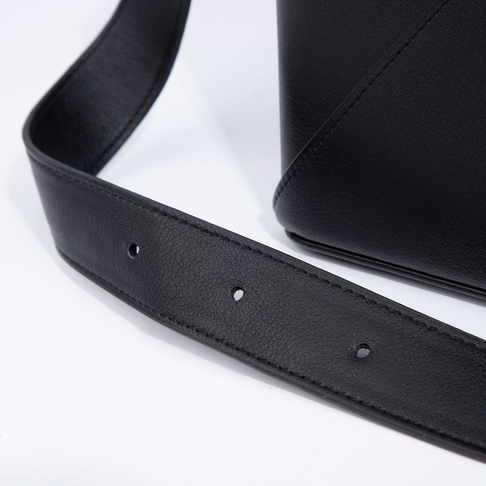 Сумка женская на молнии, цвет чёрный Сумка женская на молнии, цвет чёрный