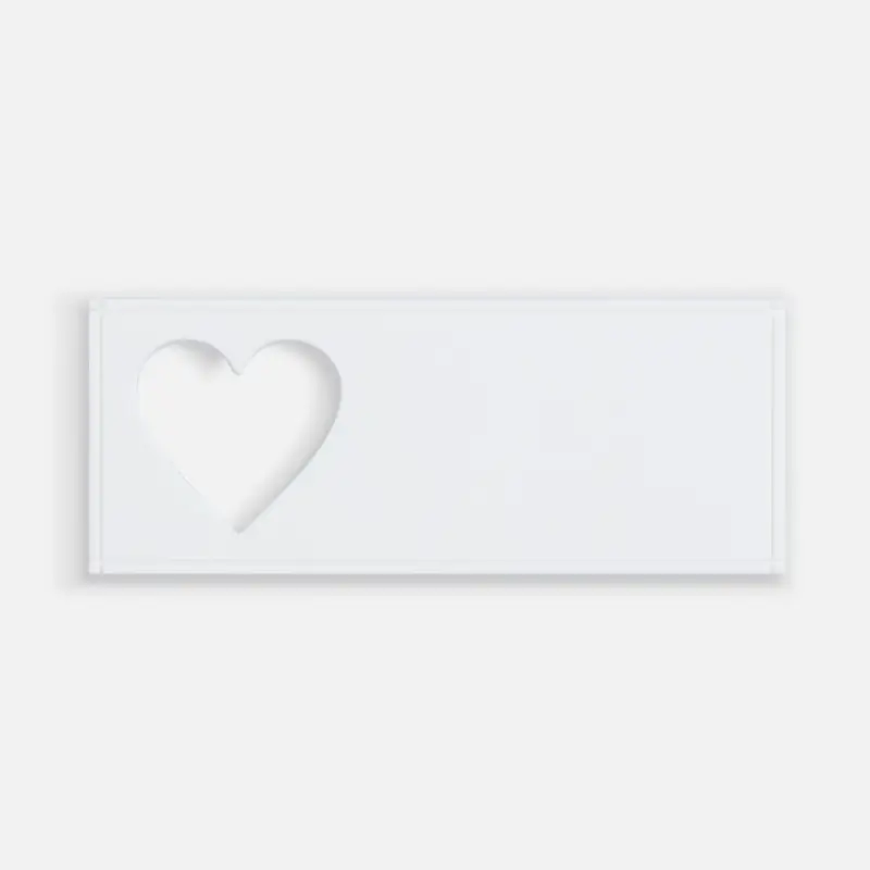 Лейбл из ПВХ с вырубкой «Сердце», белый