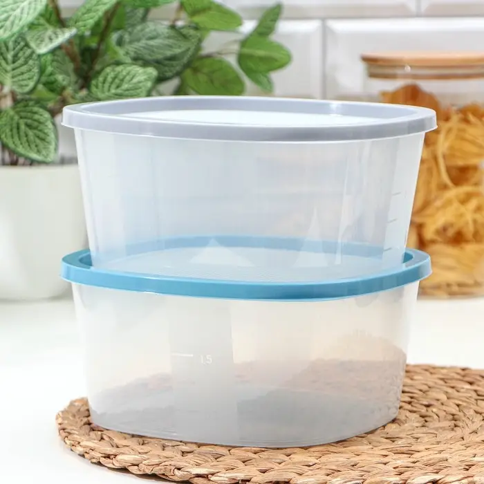 Контейнер для продуктов с мерной шкалой SparkPlast BioFresh, 2.65 л, прозрачный, пластик, крышка МИКС