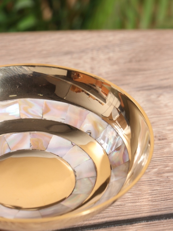 Блюдо сервировочное Блюдо сервировочное "Золотая с перламутром" латунь 14,5х14,5х5 см