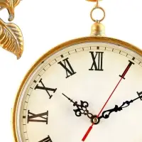 Часы настенные интерьерные &laquo;Финетти&raquo;, двусторонние, на подвесе, 28&times;29.5 см, d=21.5 см, от батареек 2&times;АА