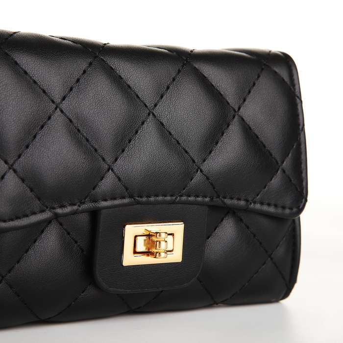 Сумка женская, мессенджер на магните, цвет чёрный Сумка женская, мессенджер на магните, цвет чёрный