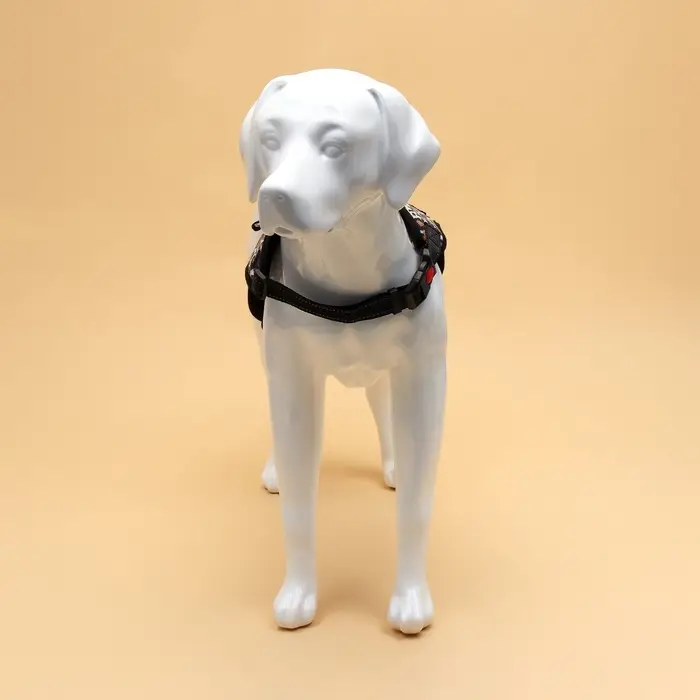 Шлейка К7, размер XL, ОГ 74-92 см, вес 28-47.5 кг, мягкая, светоотражающая, леопард