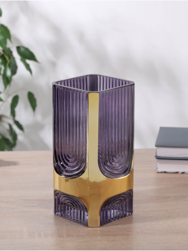 Ваза стекло настольная  Ваза стекло настольная "Кэнди галант" 20,5х11 см, сиреневый