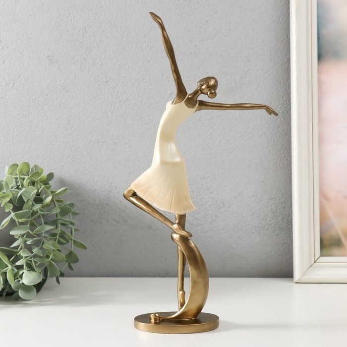 Сувенир полистоун Сувенир полистоун "Полёт" песочная с бронзой 17,5х6х33 см