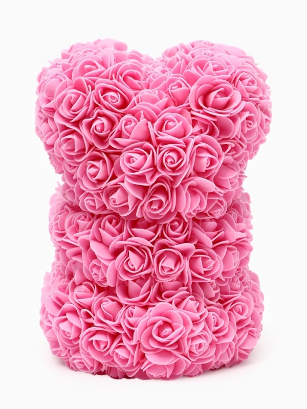 Медведь из розовых роз