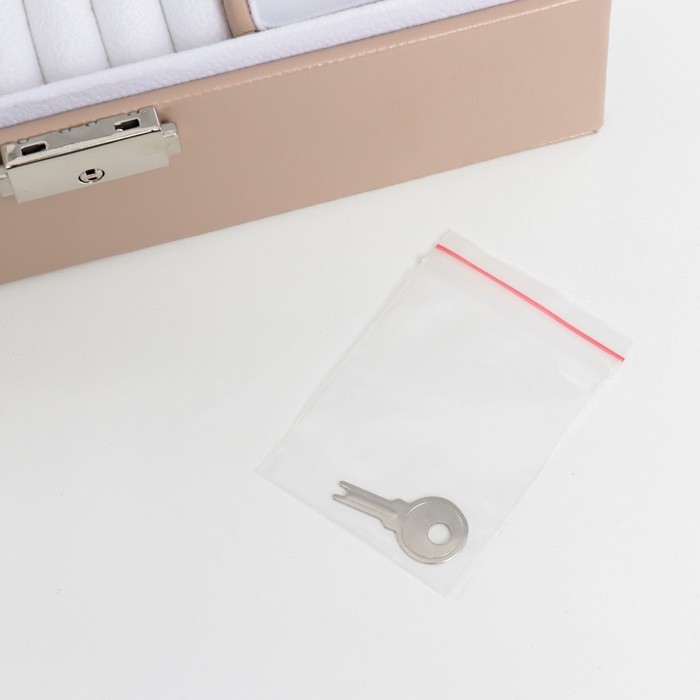 Шкатулка кожзам для украшений  Шкатулка кожзам для украшений "Кремовая матовая" 9х23х17 см