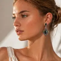 Серьги со стразами &laquo;Изящность&raquo;, ажурная, чёрные в чернёном серебре