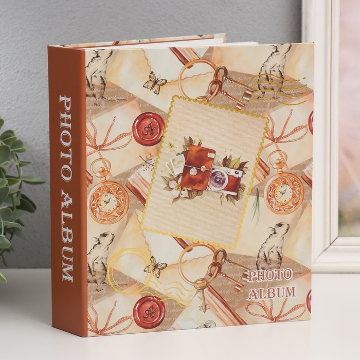 Фотоальбом на 100 фото 10х15 см Фотоальбом на 100 фото 10х15 см "Фотоаппарат с цветами. Ретро" в коробке МИКС 5х19х23 см