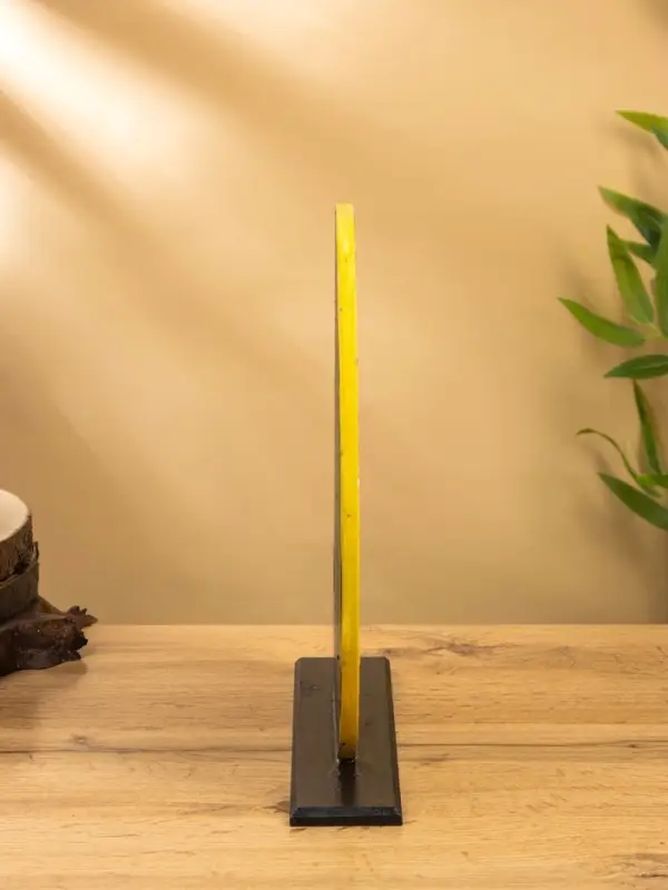 Сувенир Сувенир "Яйцо" МДФ 25х6х30 см, цв. жёлтый