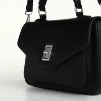 Сумка женская мессенджер TEXTURA на клапане, 24&times;7&times;16 см, чёрная