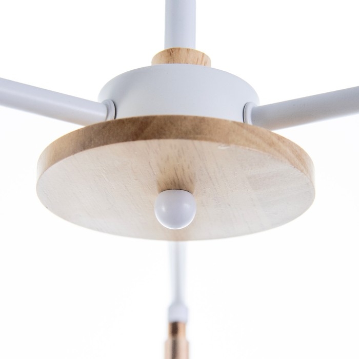 Люстра Люстра "Бирасо" 3x60Вт E27 белый-золото 58х58х40 см. Модель GZV-0036