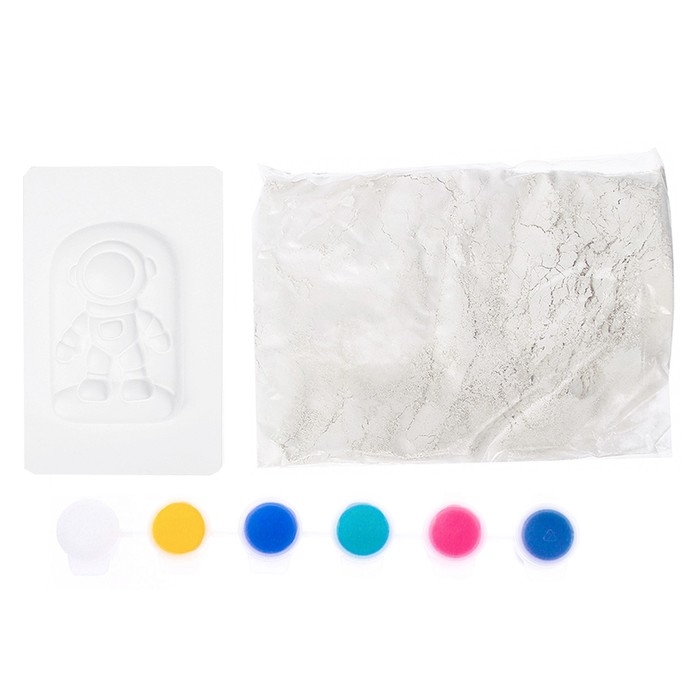 Набор для творчества: Барельеф &laquo;Космонавт&raquo;